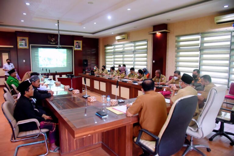 9137D252-0AEA-4ABD-B0B9-4E46556FDEF8