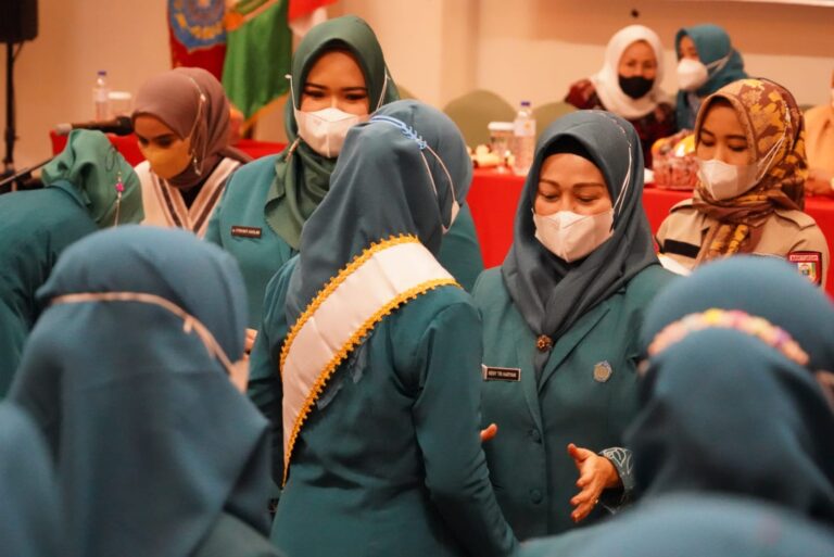 14592B08-8CD4-45BA-8675-0F94D4E345A2