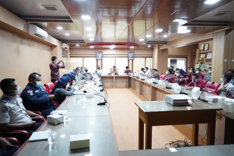 56A90AC6-8C47-4A71-8D47-38BF5BBC5853