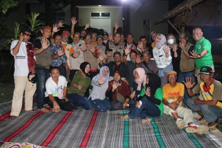 6CDE063E-1424-4705-BE2A-79DA693DEB78