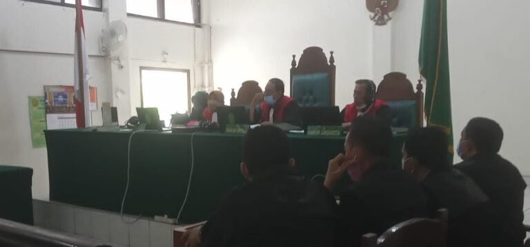 C03F7323-0808-4482-9FE5-B358F96737B9