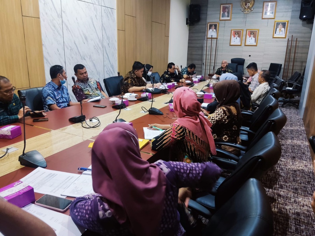 sekda-oi-h-muhsin-abdullah-pimpin-rapat-pembahasan-aset-pemkab-ogan-ilir