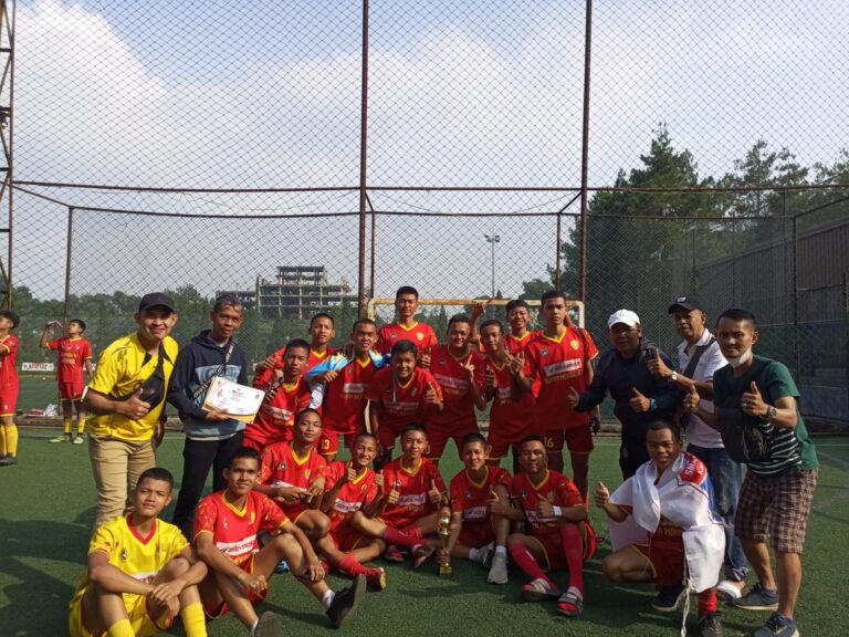 2D06C587-EFA7-4130-8B34-39A180410BF4