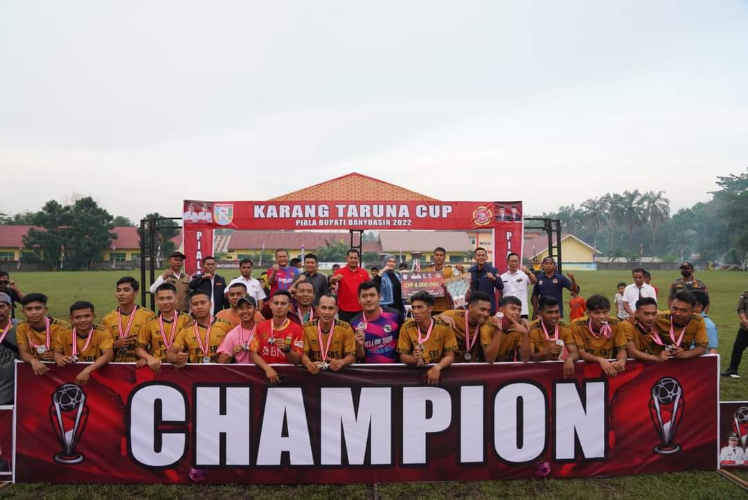 ABE525E3-94B1-47B0-9CD8-EF25C811C2A7