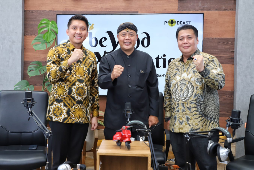 serius-dalam-penyelenggaraan-mpp-bupati-panca-lakukan-kunjungan-kerja-ke-pemkab-karanganyar