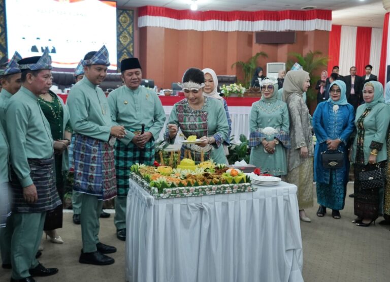 rapat-paripurna-i-dprd-kab-ogan-ilir-tahun-sidang-2023-dalam-rangka-memperingati-hut-ke-19-kab-ogan-ilir-tahun-2023