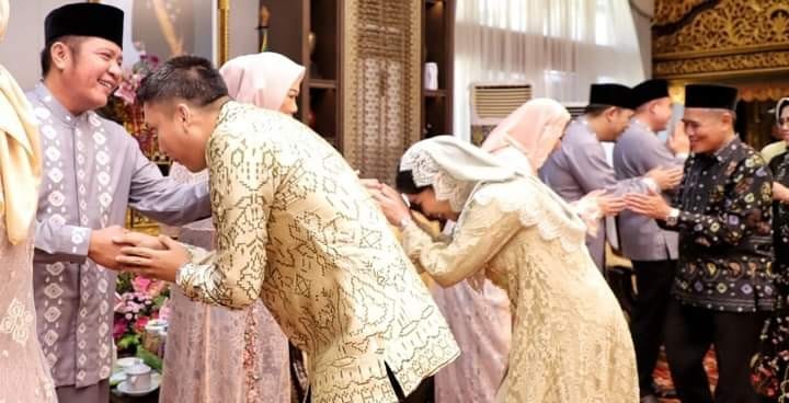 a3b9b2ef04da2762592cb5652404e54c