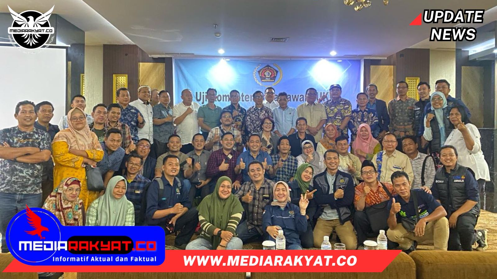 PHOTO COVER BERITA_20240427_204759_0000